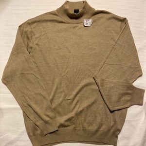 JOS. A. BANK turtle neck sweater
